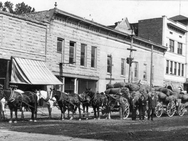 Restoring a home for the arts in Eastern Oregon
