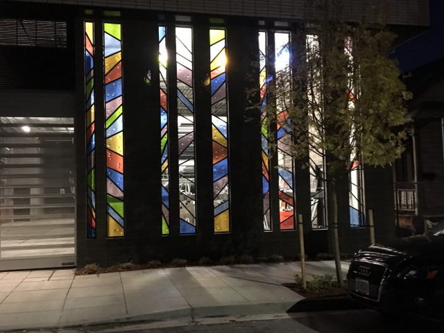 Board member John Tess creates glass art for Portland’s Muse apartments