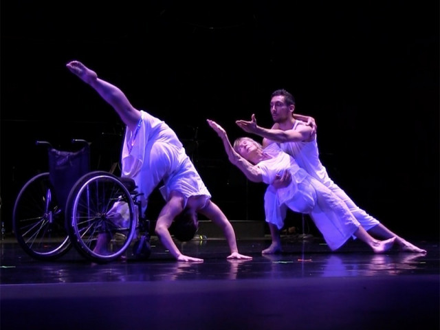 DanceAbility breaks barriers through dance